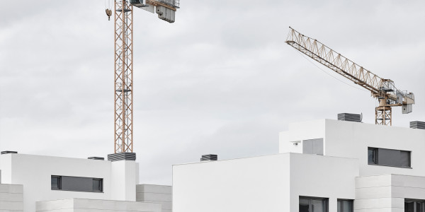Proyectos de Rehabilitaciones Bellvís · Cumplimiento de Normativas y Permisos